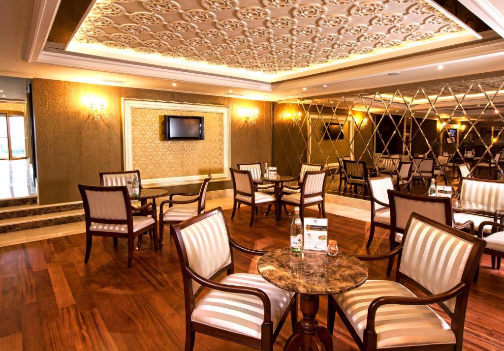 هتل grand halic