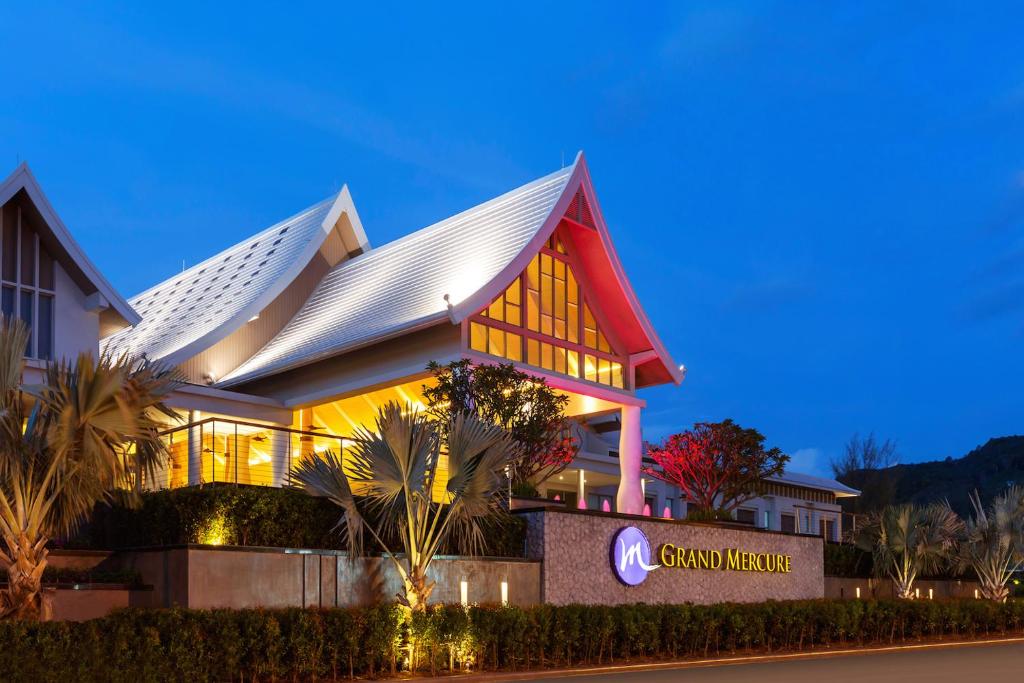 GRAND MERCURE HOTEL PHUKET