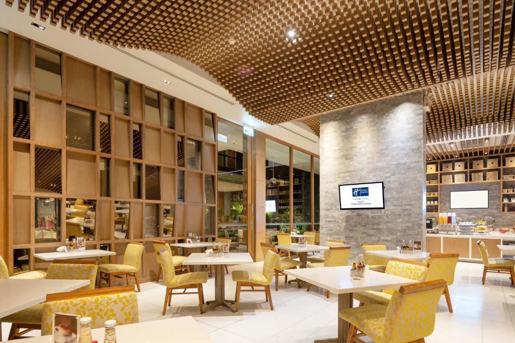 HOLIDAY INN EXPRESS HOTEL PHUKET
