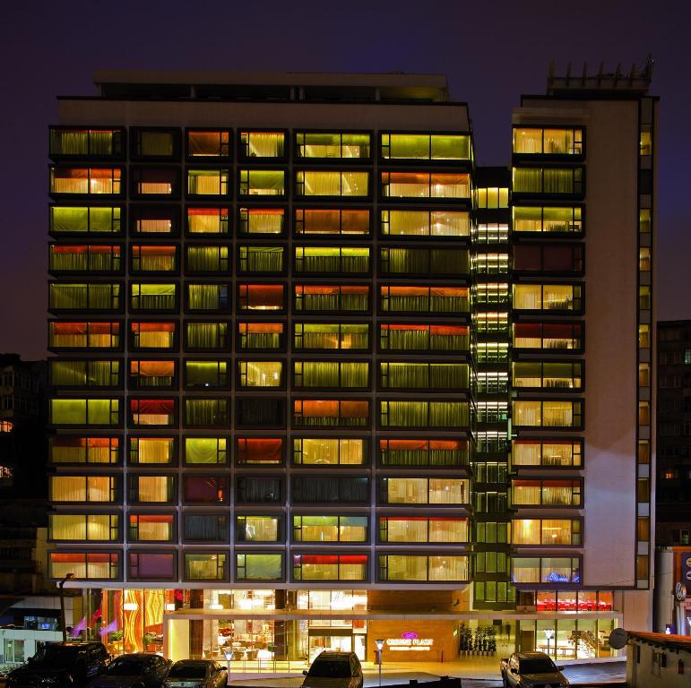 CROWN PLAZA HARBIYE