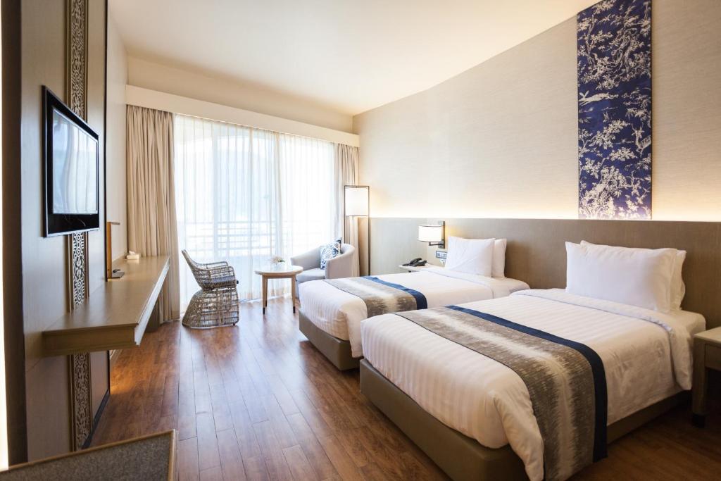 THE ROYAL PARADISE HOTEL PHUKET