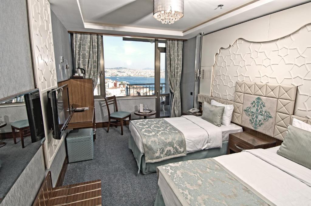 GRAND STAR HOTEL