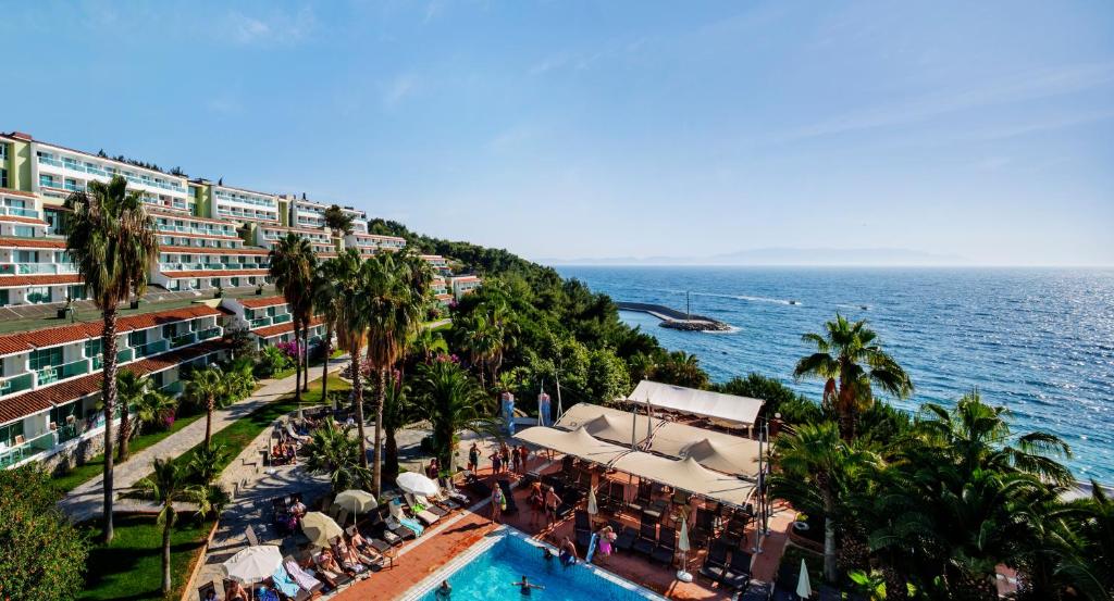Pine Bay Resort