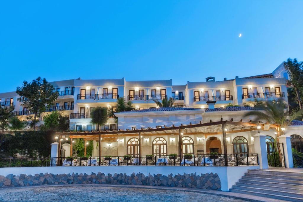 SELECTUM COLOURS BODRUM 