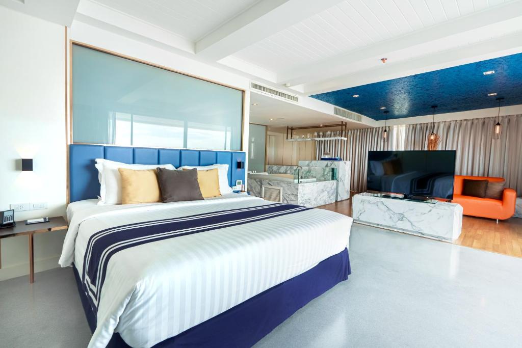 A-ONE ROYAL CRUISE HOTEL PATTAYA