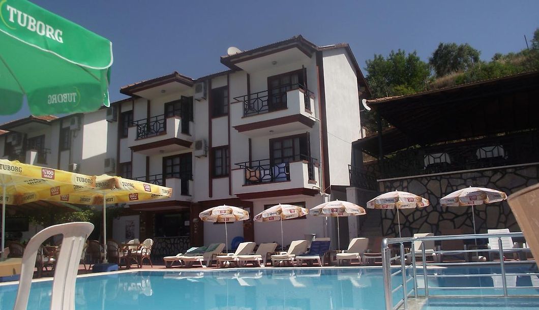 GOLD APART HOTEL