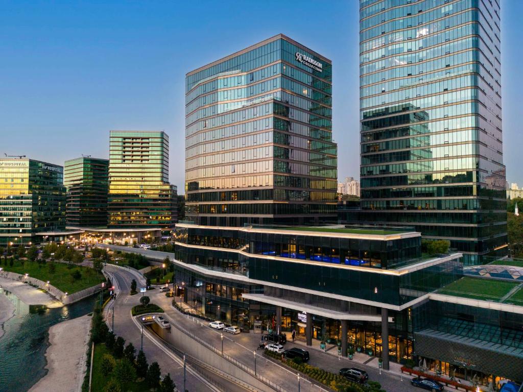 Radisson Collection Hotel