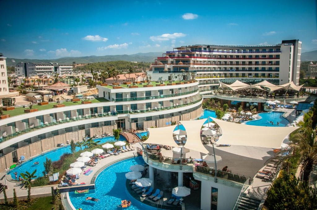 LONG BEACH HARMONY HOTEL