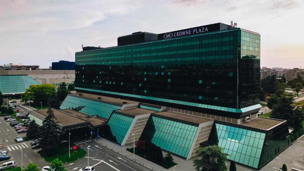 crown plaza